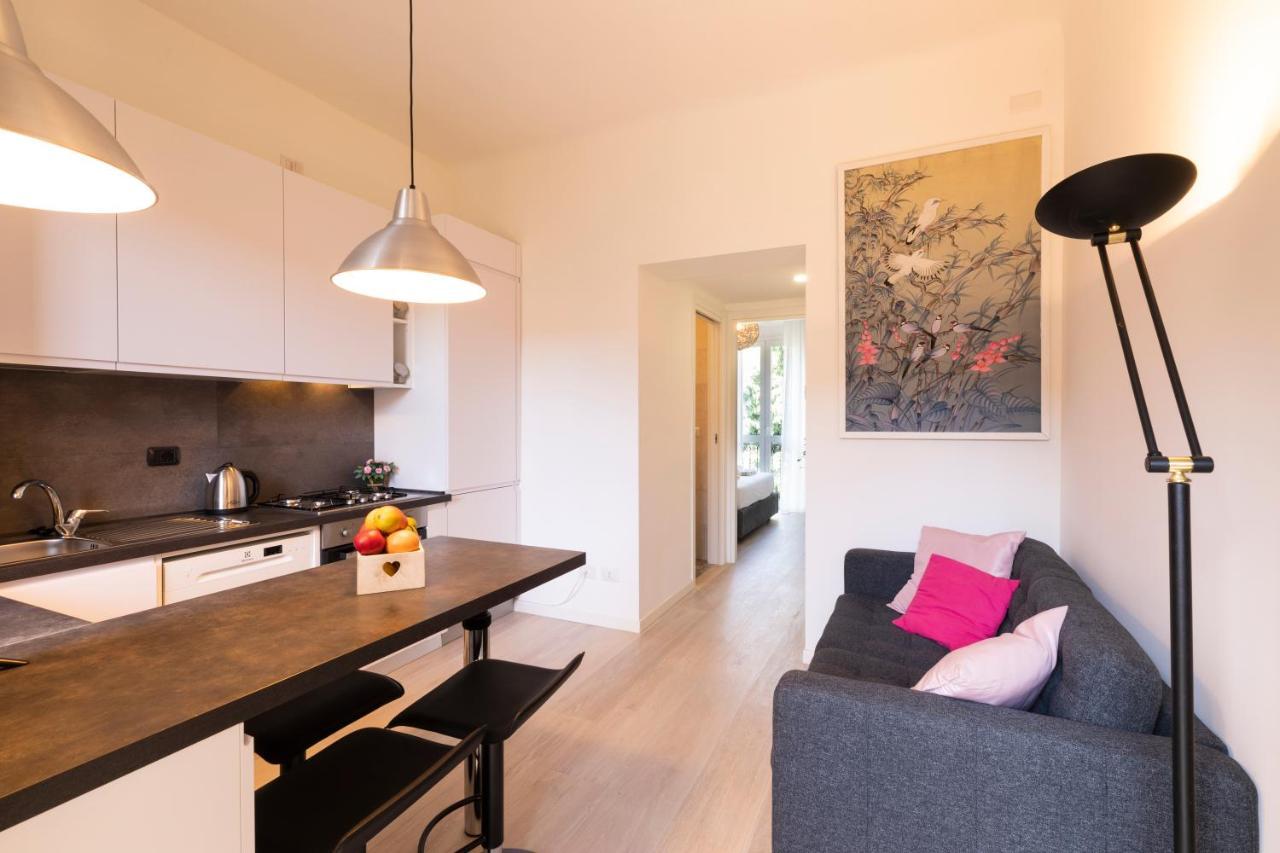 Fashion District - Top Floor Apartment