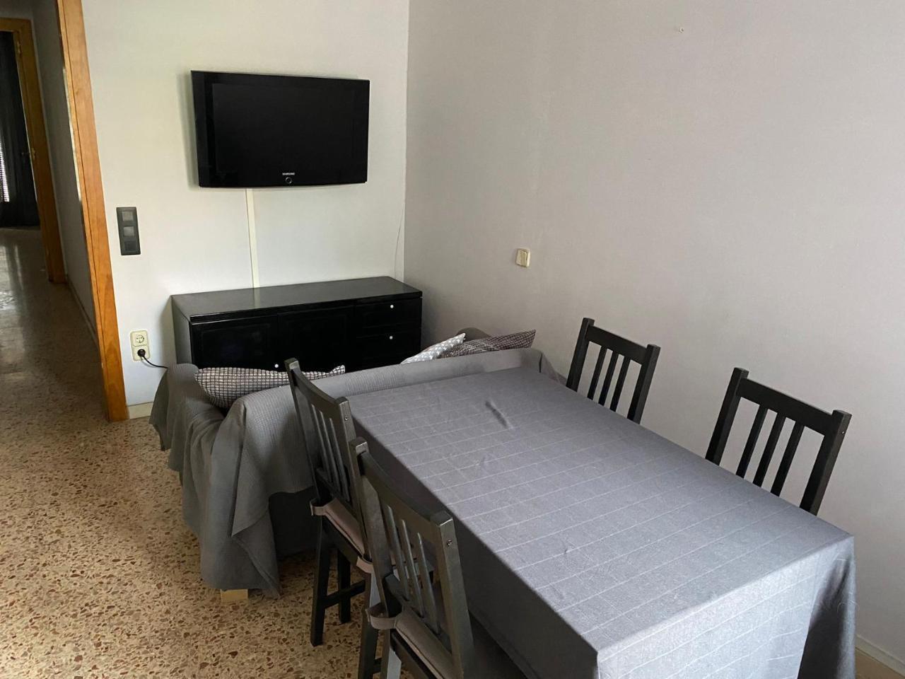 Apartamento Entero Con Terraza En El Centro de Rubi 2