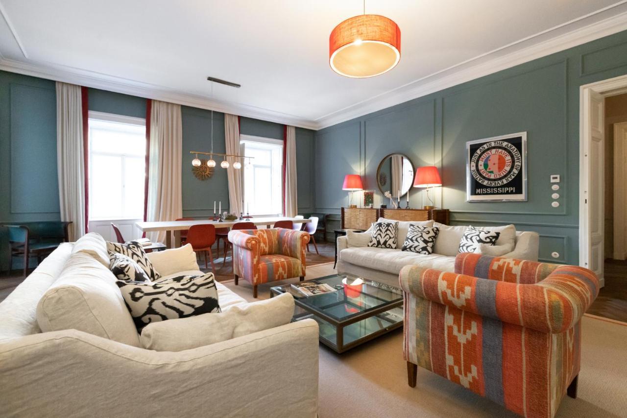 Noble Luxurious Palais 2