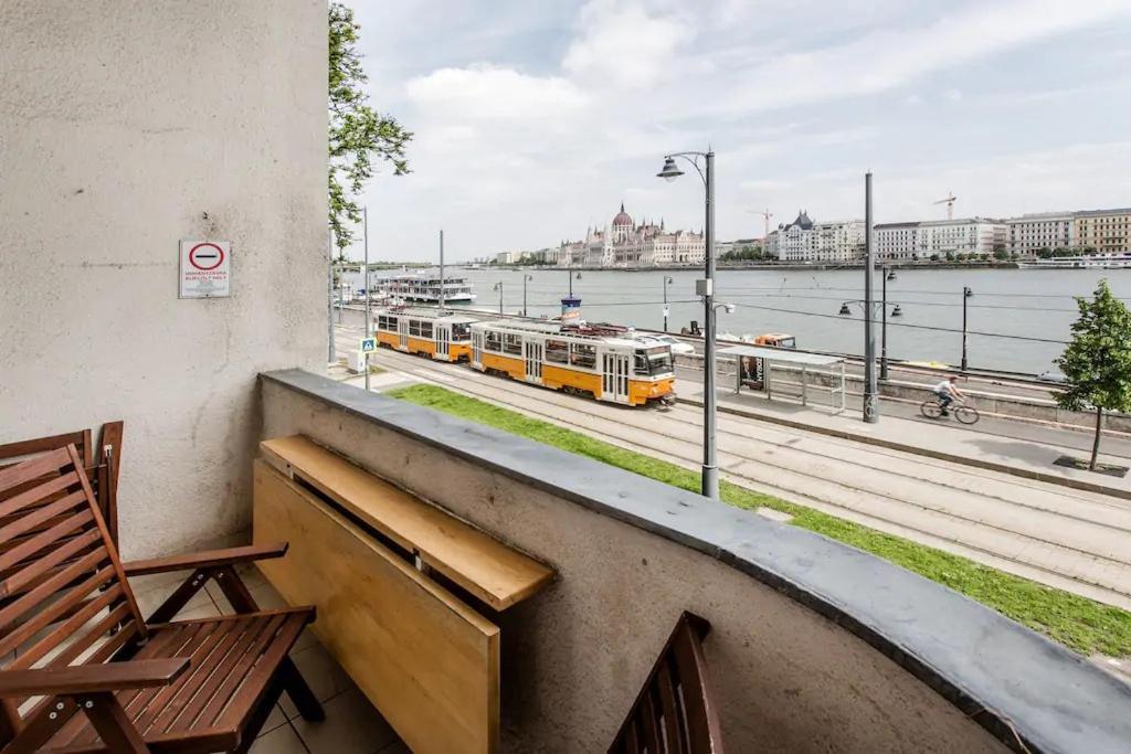 Million Dollar View From the Balcony (Adults Only) 2