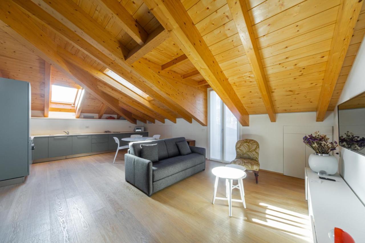 Easy Life - Elegante Trilocale in Zona Porta Venezia 1