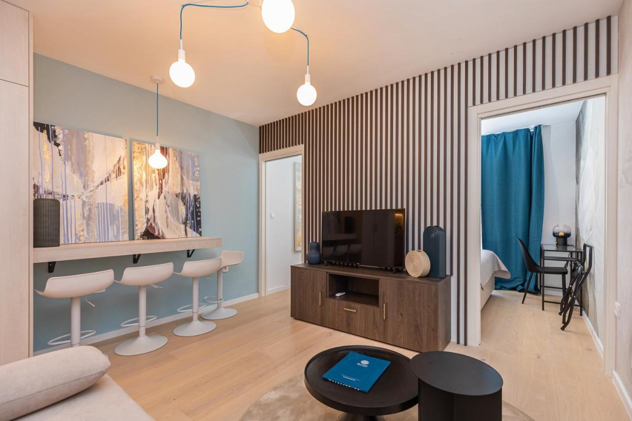 Sunny Lol Port Apartments in the City Centre 1