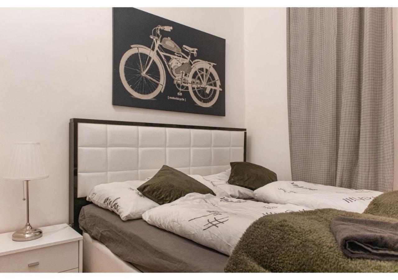 Affordable 2br Apt- Connected To the Whole City 1