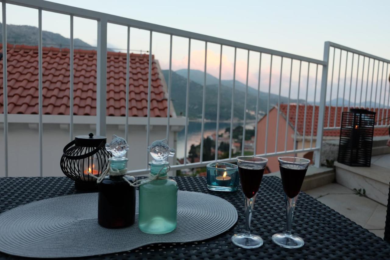 Blue Diamond Rooms (Adults Only) 2