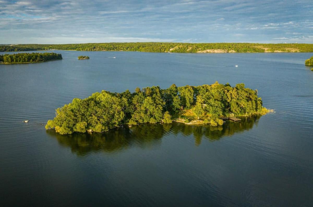 Escape To Your Very Own Private Island - Just 30 Minutes From Stockholm 1