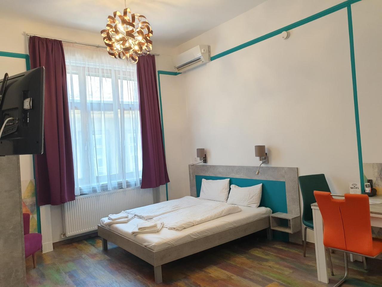 Amber Terrace Studio