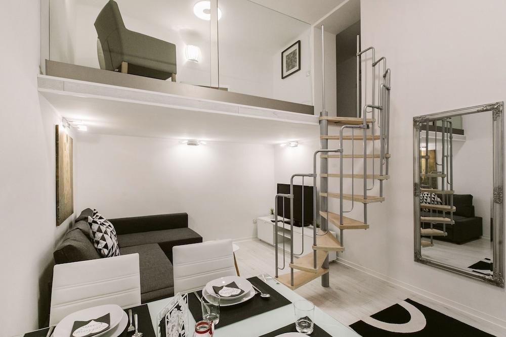 Lazar 18 Apartment
