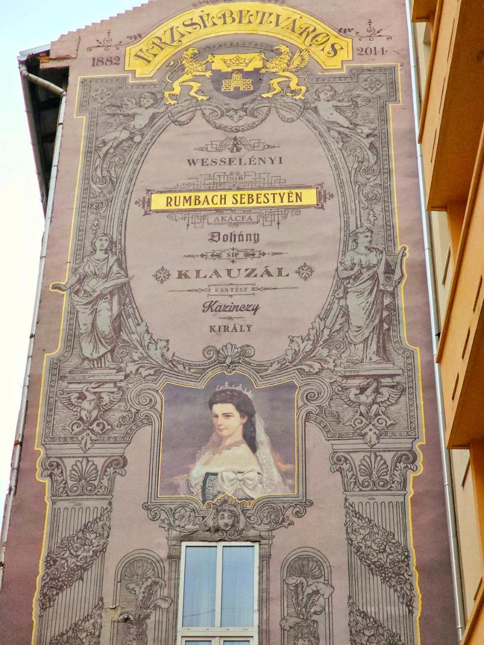 Rumbach Terrace Apartment 1