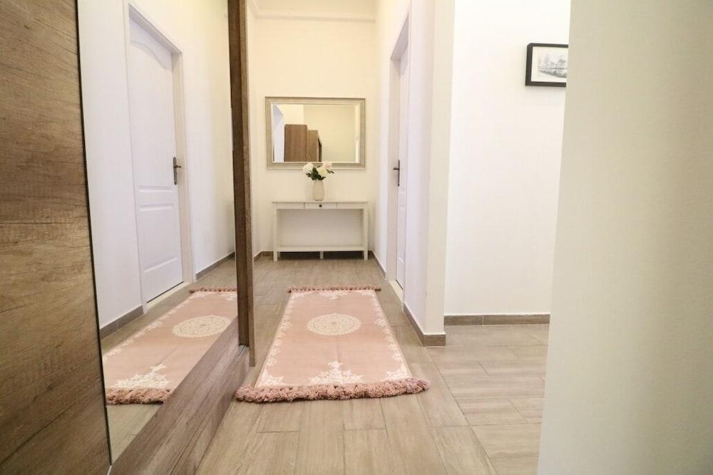 Real Apartments Revay 1