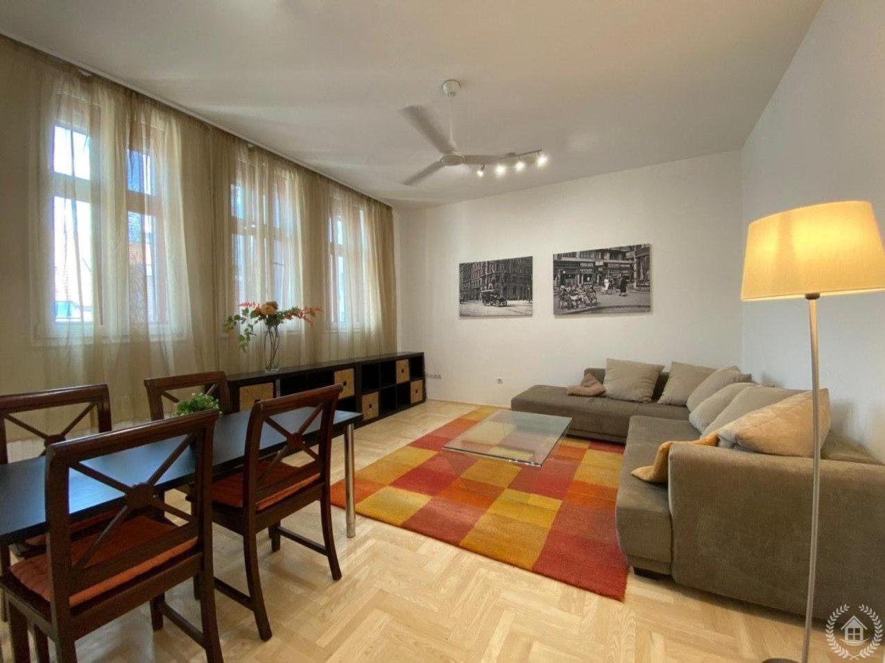 Downtown Vibe Apartments