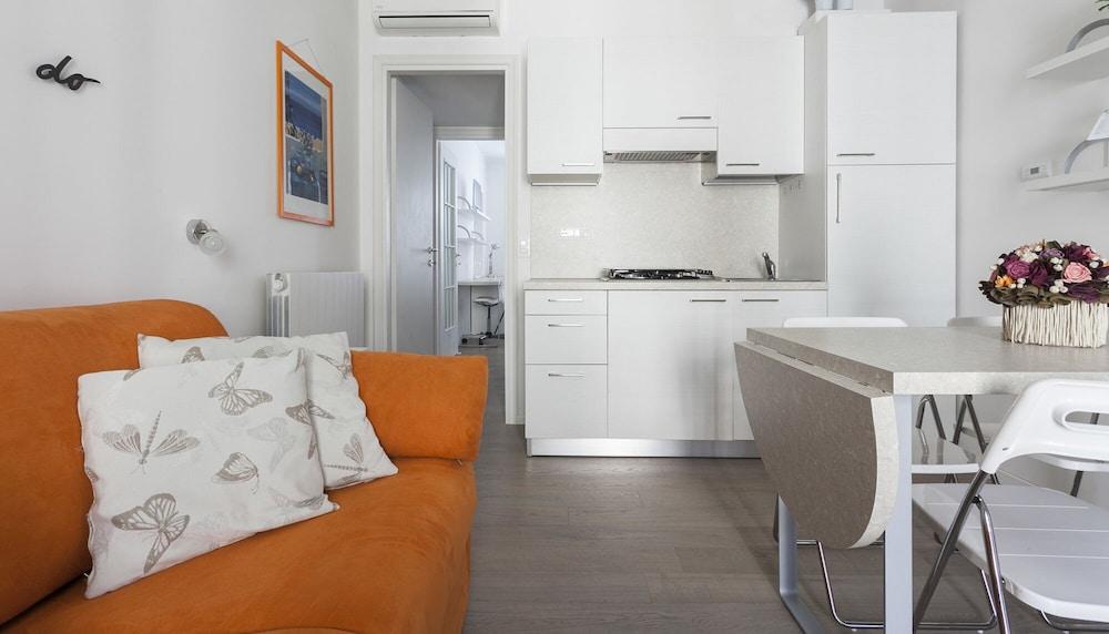 Bligny 19a Glicine Milano