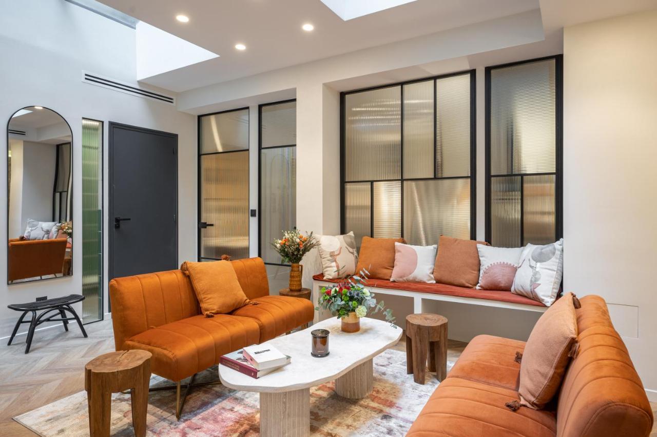 New Art Gallery Loft in the Heart of Paris 15