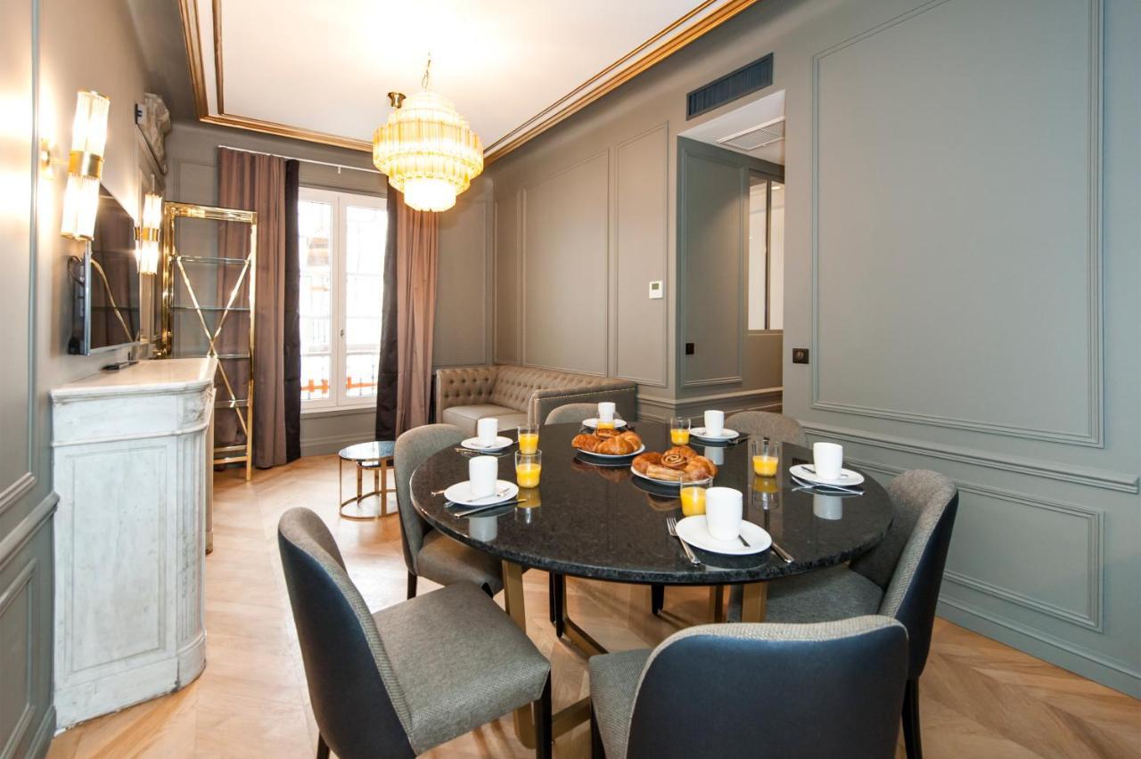 Pick a Flat's Champs Elysees Apartments - Rue Lincoln
