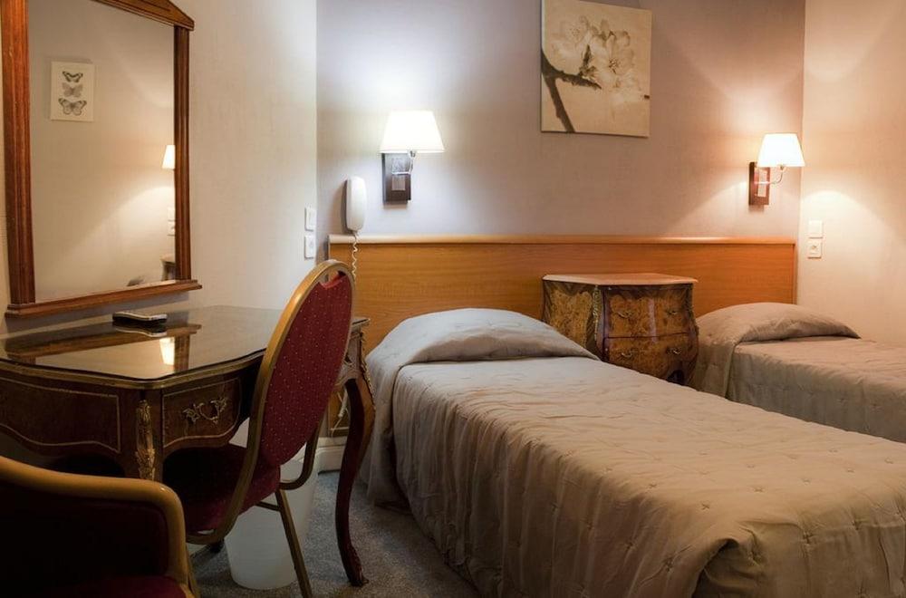 Hippodrome (Adults only)