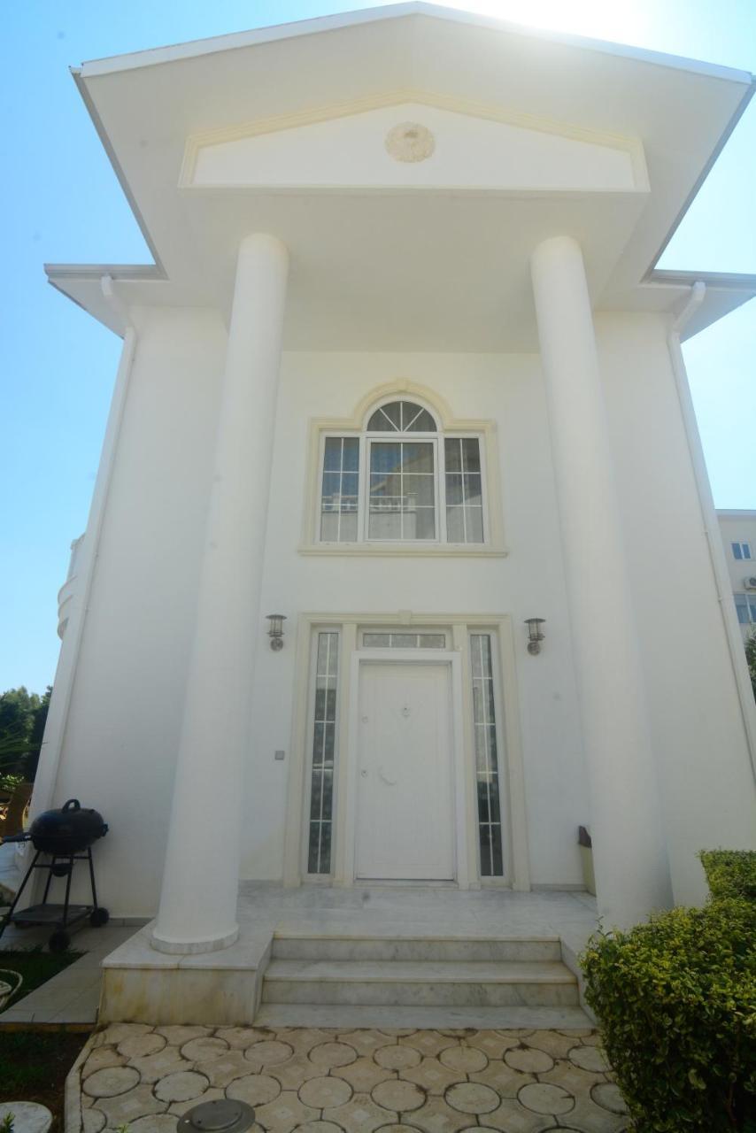 King Penelope Villas 2