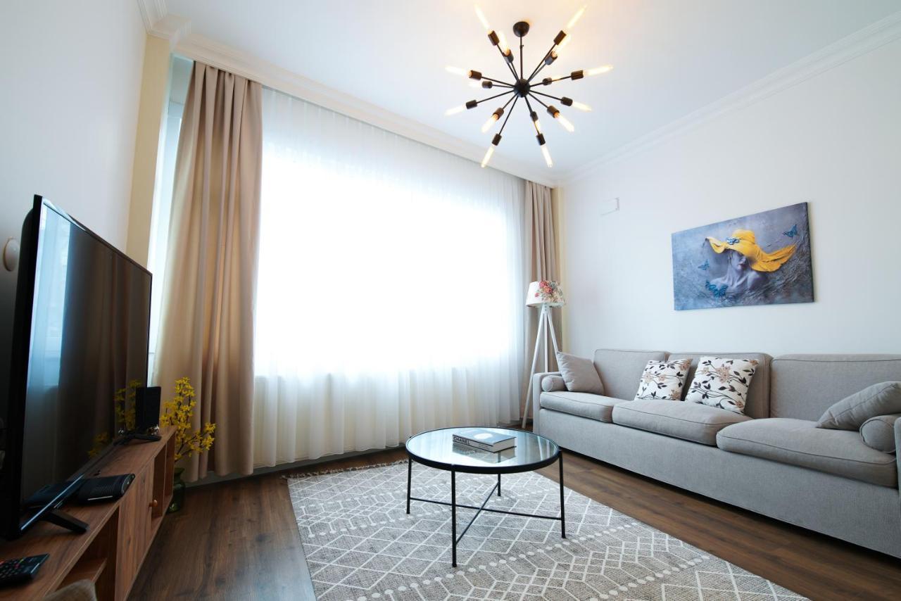 Center of City in Besiktas 2 Plus 1 with 2 Bathroom And 3 Air Conditioner 1