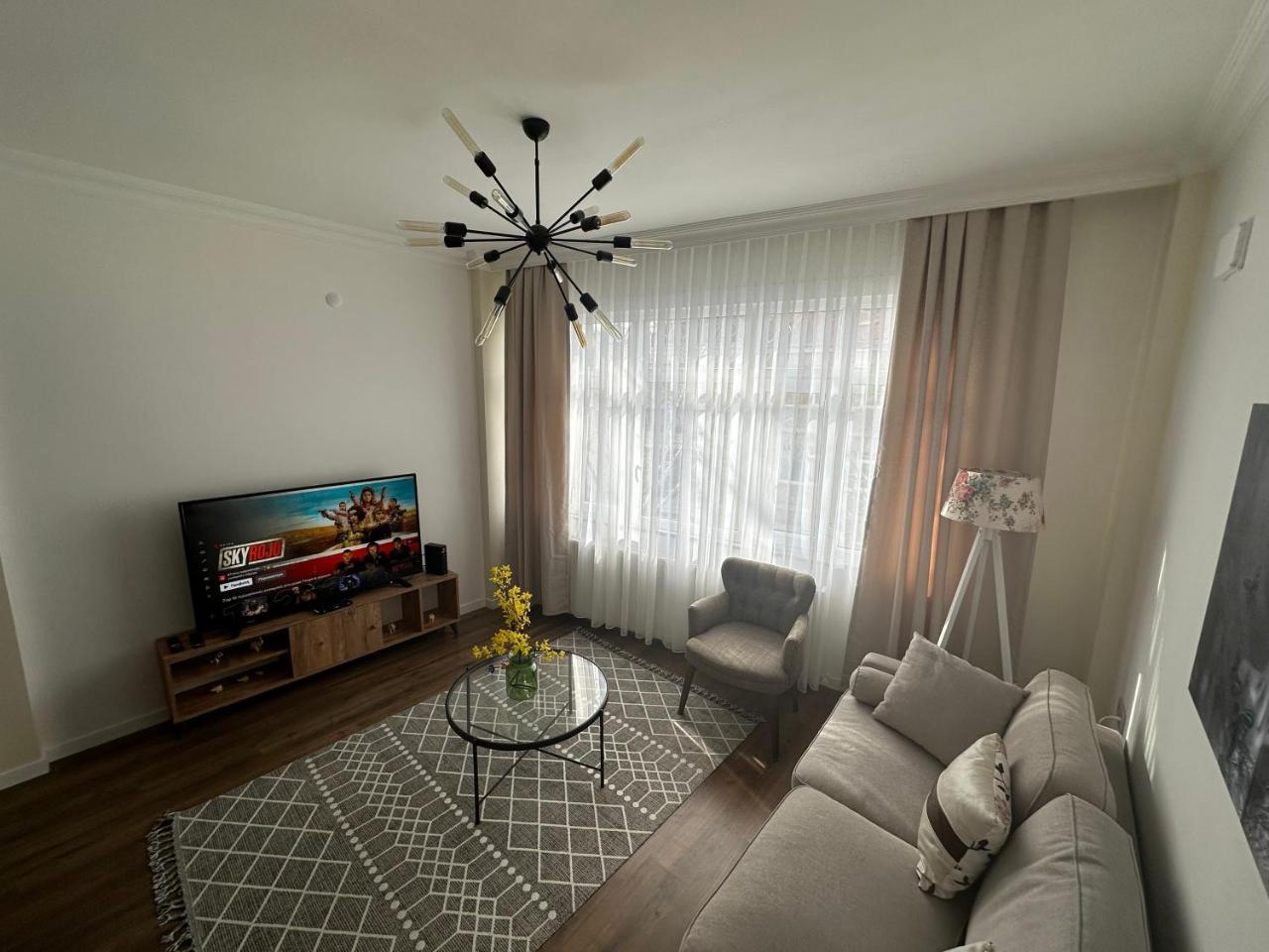 Center of City in Besiktas 2 Plus 1 with 2 Bathroom And 3 Air Conditioner 2