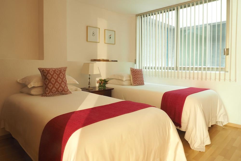 Comfort Reforma by the Local Way 1