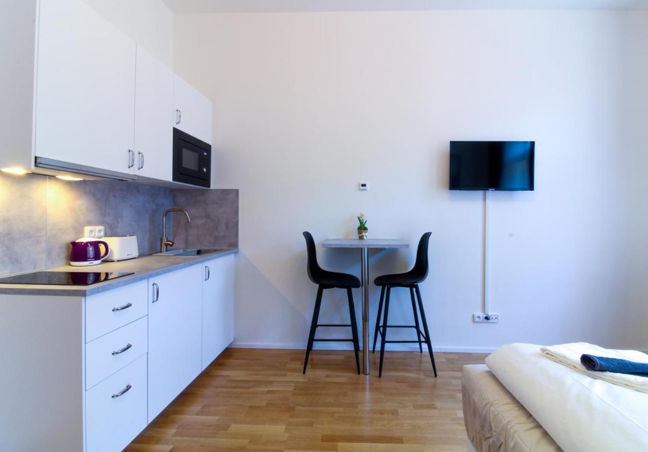 Bouquet Apartments 2