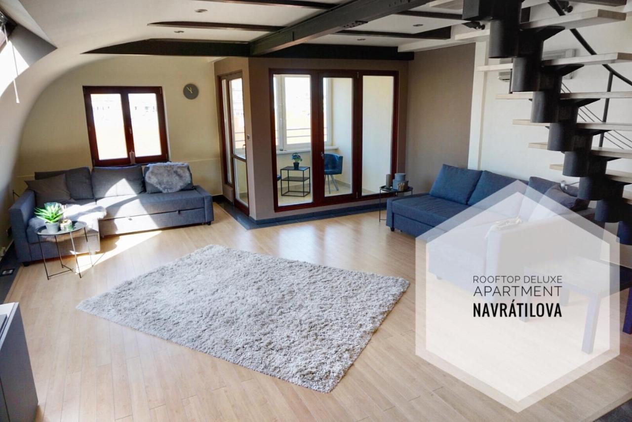 Rooftop Deluxe Apartment 2