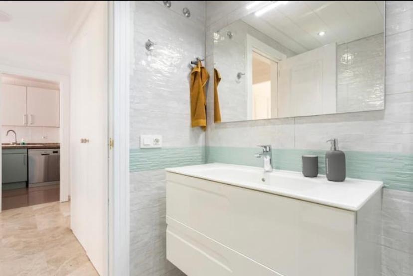 Apartamento En Los Cristianos Urb.Playa Graciosa 2