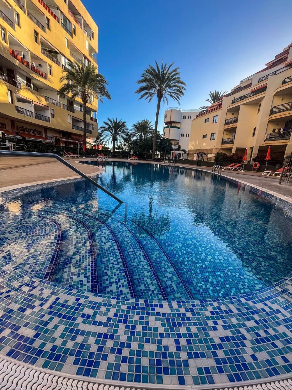 Dreamy Sunset, Seafront, Direct Access To the Promenade,Wifi,Free Parking 2