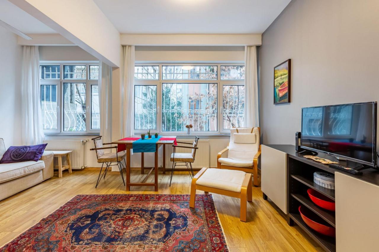 Vibrant Flat in Cihangir with Central Location