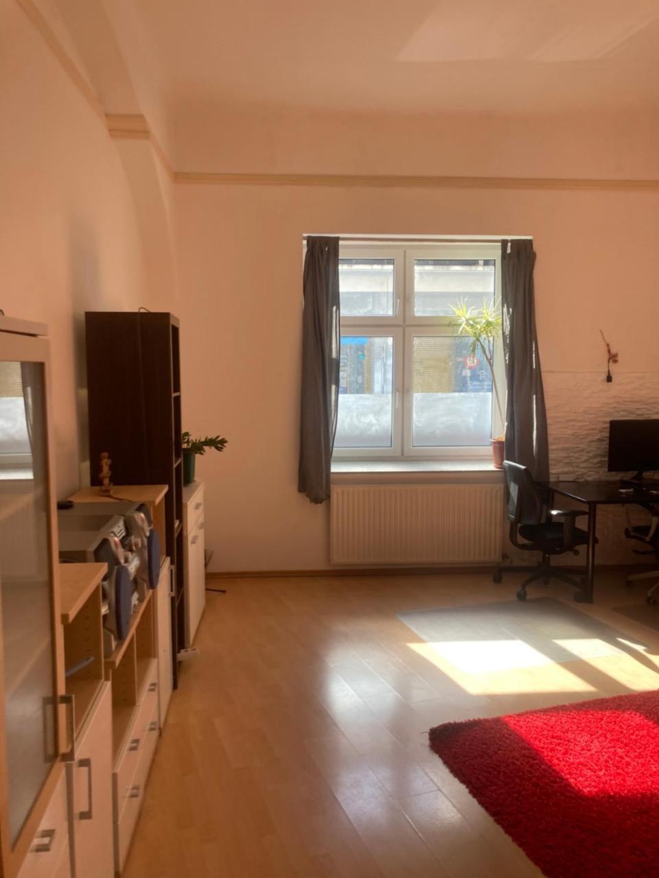 Geraumige, Funktionale, Schlichtere, Preiswerte Unterkunft