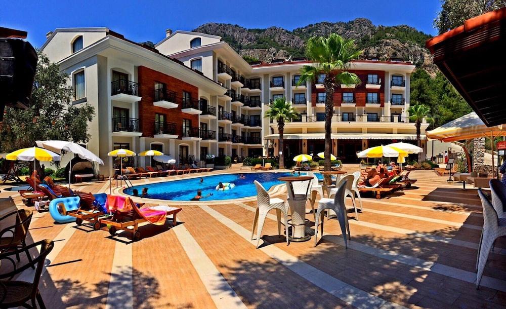 Meril Club Hotels & SPA