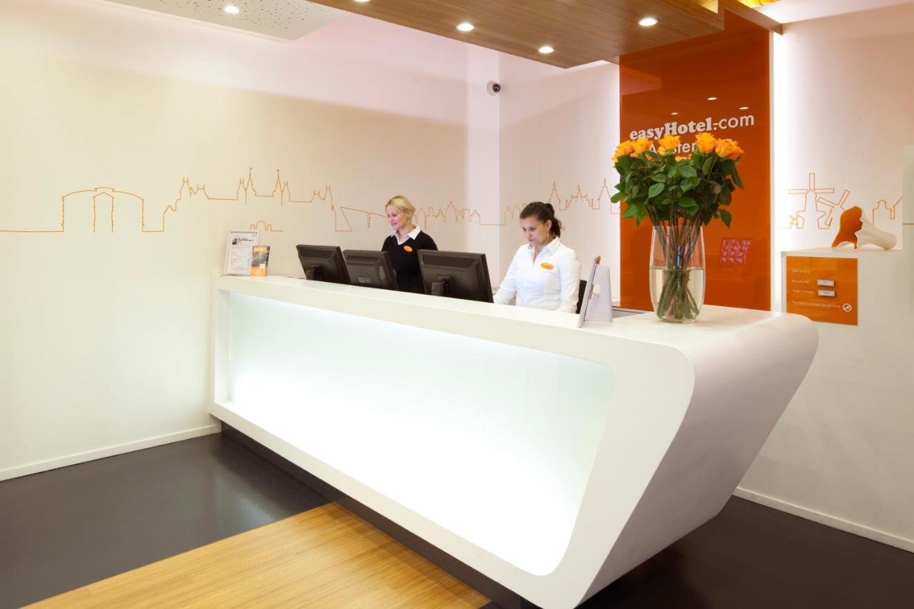 Easyhotel Amsterdam City Centre 2