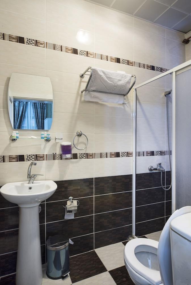 Emre Residence Suites 1