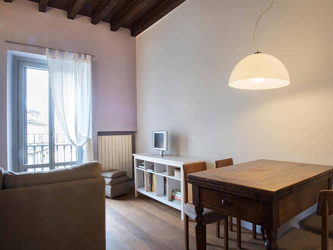 Easyhomes - Porta Venezia Oberdan 1