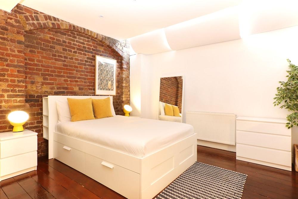 Shoreditch Studios by Allo Maisons