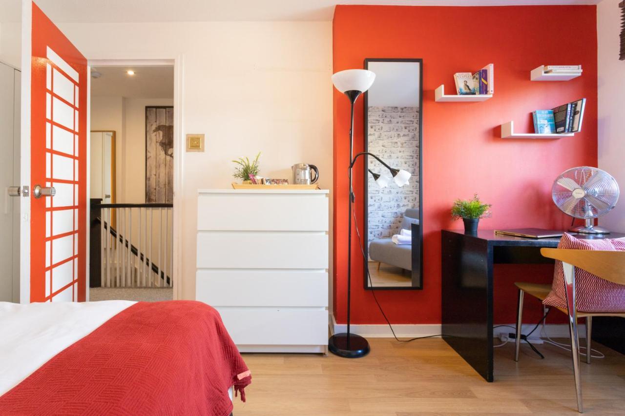 Tower Bridge Rainbow Suites (Adults Only) 2