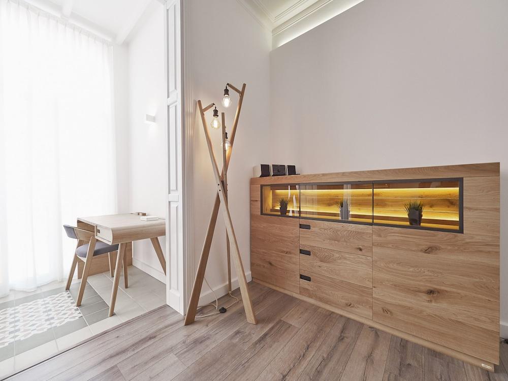 Barcelonaforrent the New Central Apartment 1