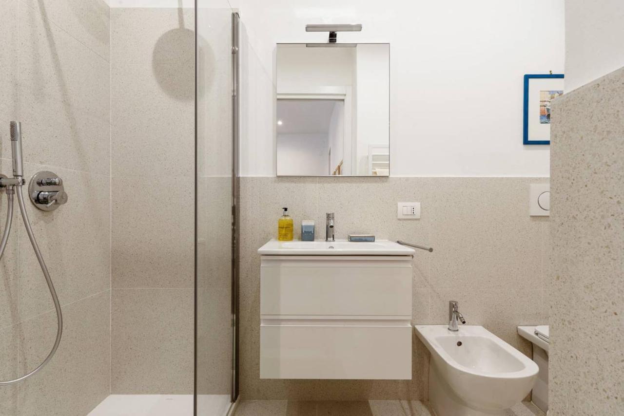 Amazing Studio with Botanic Touch in the Center 2