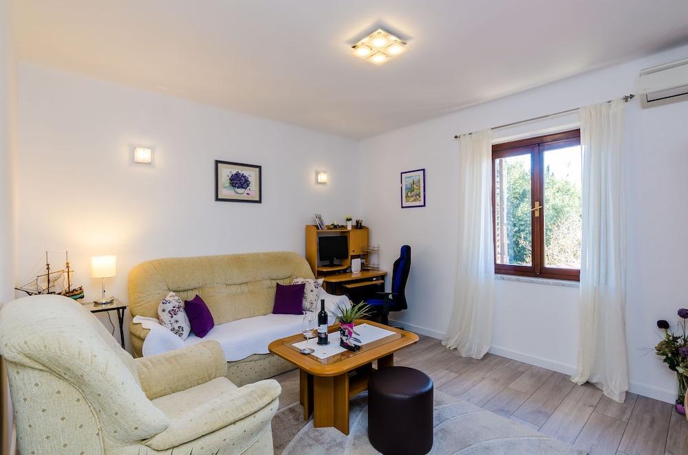 Apartment Veronika 2