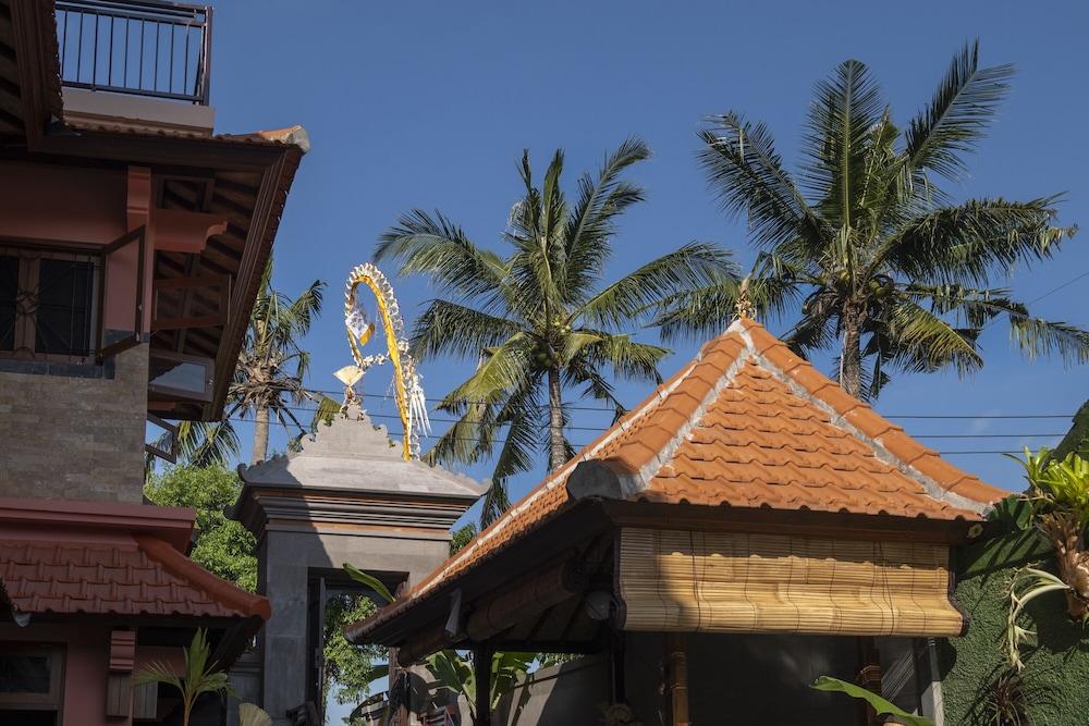 Kemangi Apartments And Yoga Space