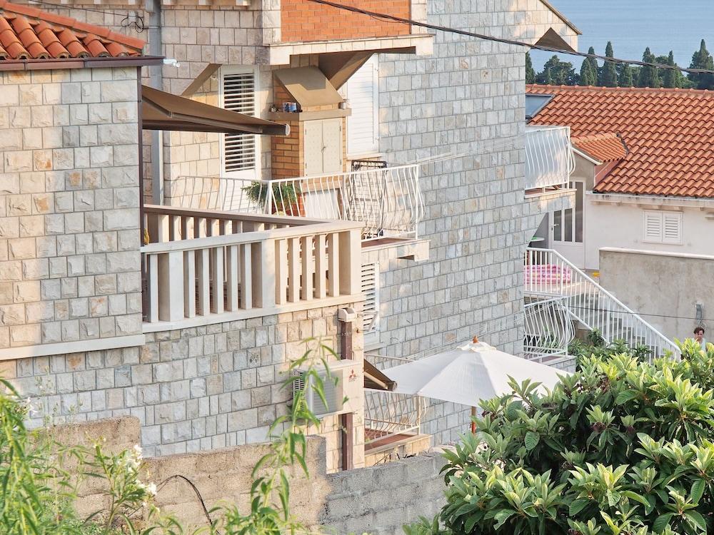 Apartments Sweet Escape