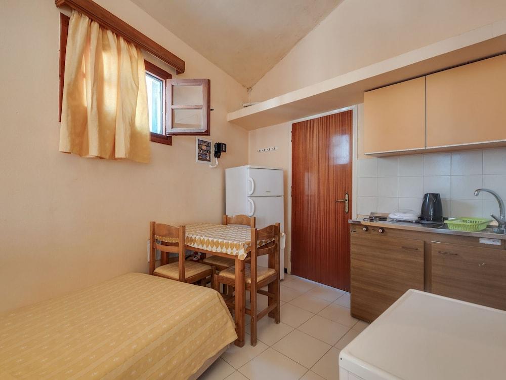 Pretty Holiday Home in Symi Island with Balcony 2