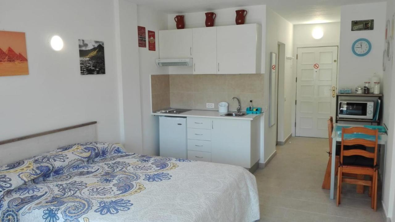 Apartment in the Centre of Playa de las Americas 1