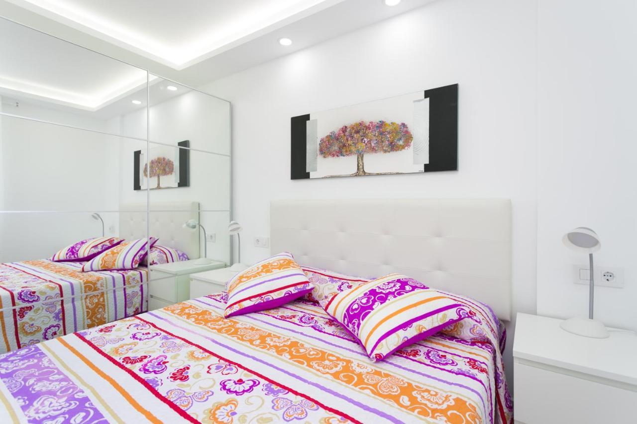 408 Enchanting El Dorado Accommodation, Sea View! 1