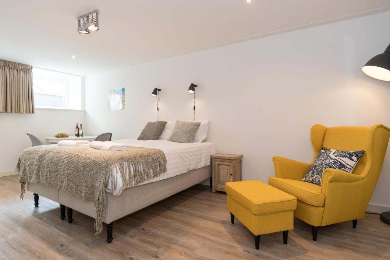 Nassau Canal Suites 1