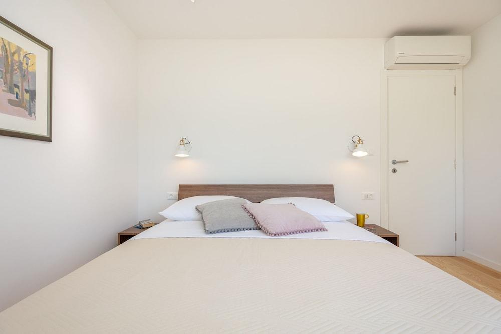 Hedera Estate, Hedera A56 2