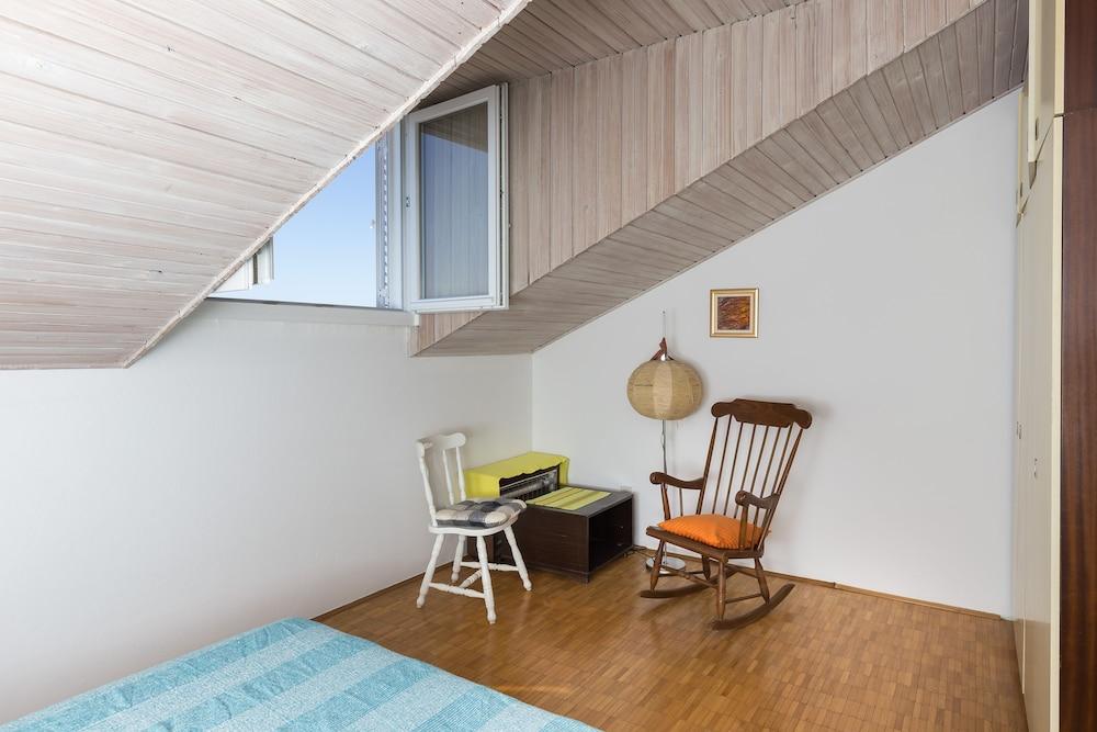 Apartment Wuthering Heights 2