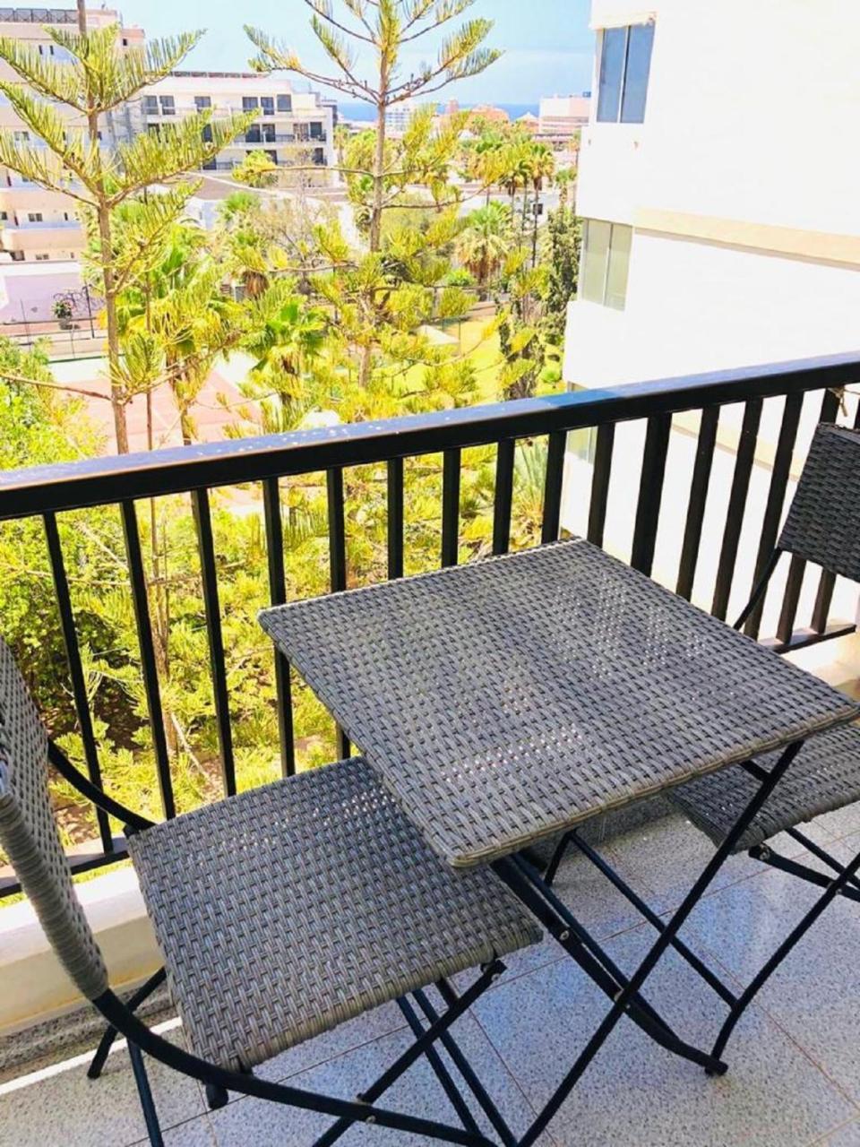 Golden Stay in Playa Americas 1