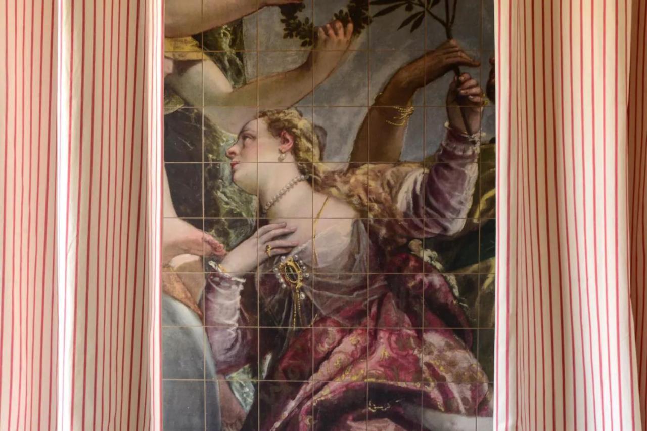 Princelet Town Room & Board 2