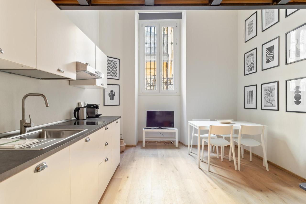 Porta Venezia Modern Loft - the Green Door 2