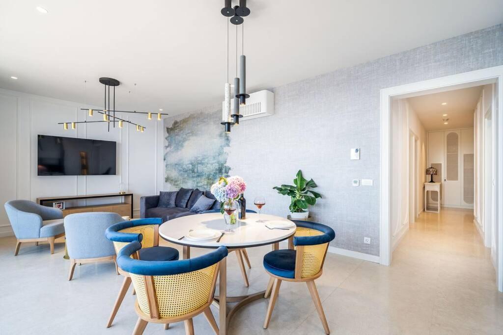 New&Luxury 5* with An Amazing View - Pure Apartment 2