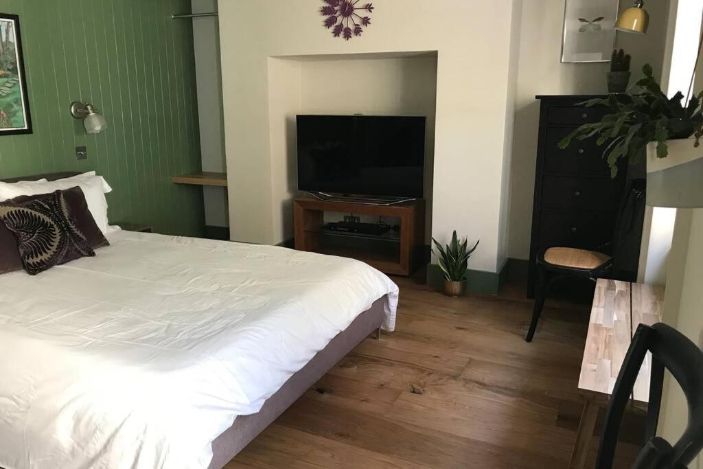 Garden Green Room ❀ Central London❀ Close To King'S Cross 1